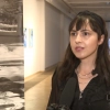 Intermedialna wystawa Ewy i Jacka Doroszenko składa się z fotografii, instalacji dźwiękowej oraz video. To artystyczny dwugłos, w którym autorzy zwracają uwagę na postrzeganie krajobrazu i zakrzywiającą to postrzeganie technologię.